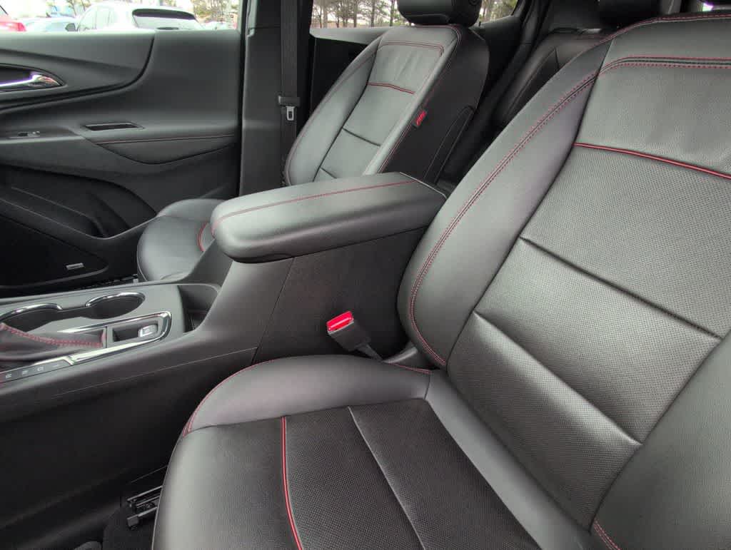 Thumbnail: 2022 Chevrolet Equinox - 17