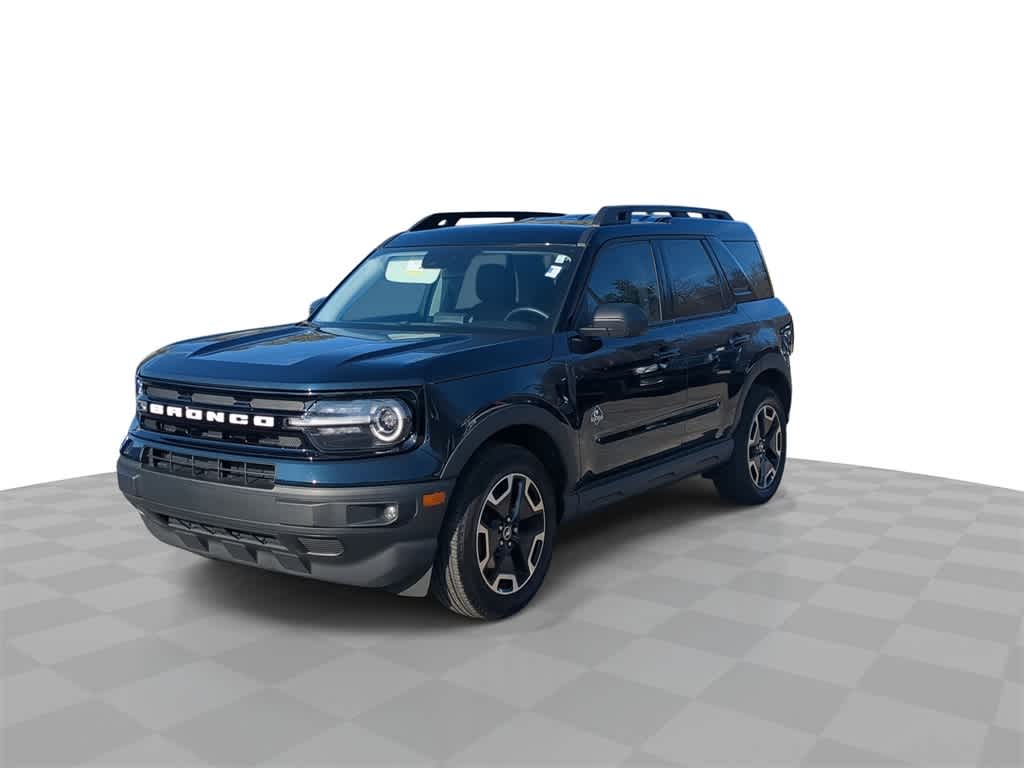 Thumbnail: 2022 Ford Bronco Sport - 4