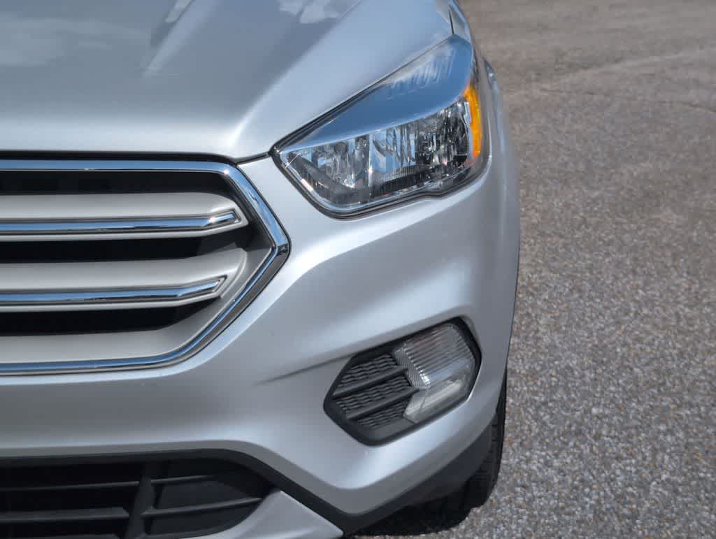 Thumbnail: 2018 Ford Escape - 10