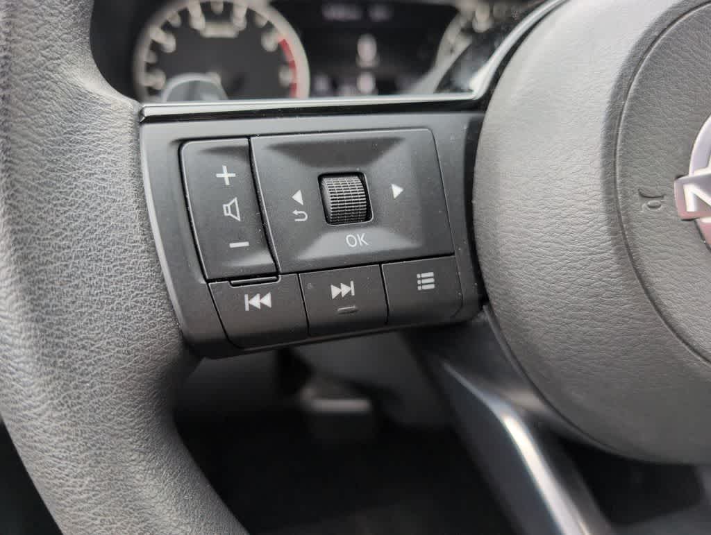 Thumbnail: 2023 Nissan Rogue - 23