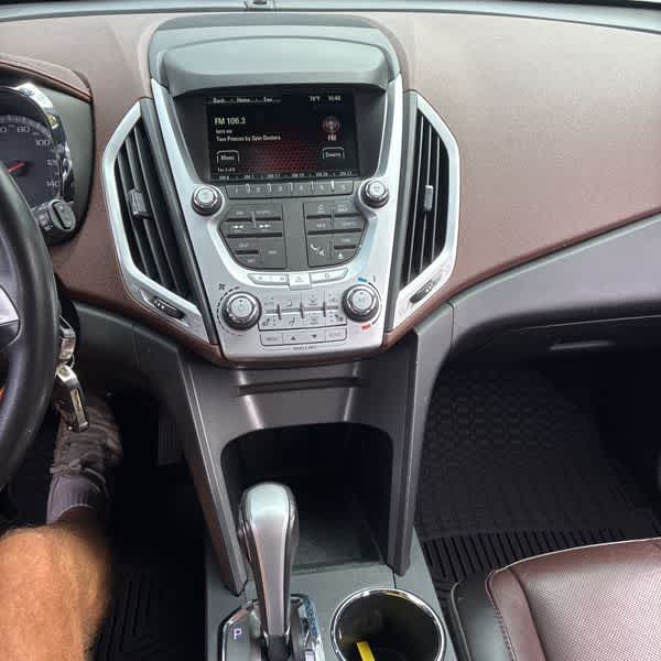 Thumbnail: 2015 GMC Terrain - 17