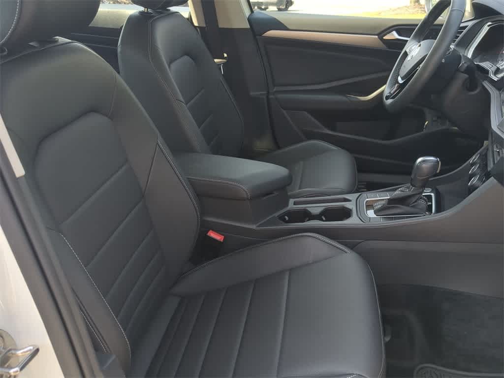 Thumbnail: 2021 Volkswagen Jetta - 21