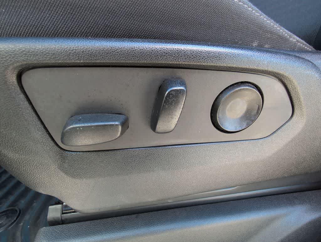 Thumbnail: 2022 Chevrolet Silverado 1500 - 17