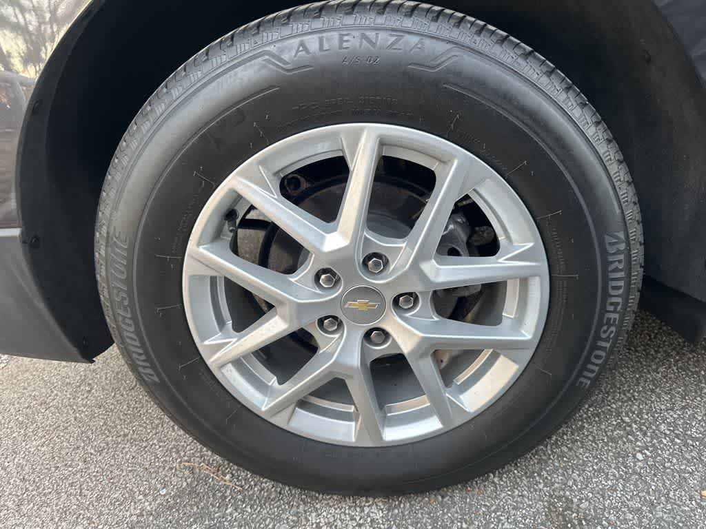 Thumbnail: 2023 Chevrolet Equinox - 5