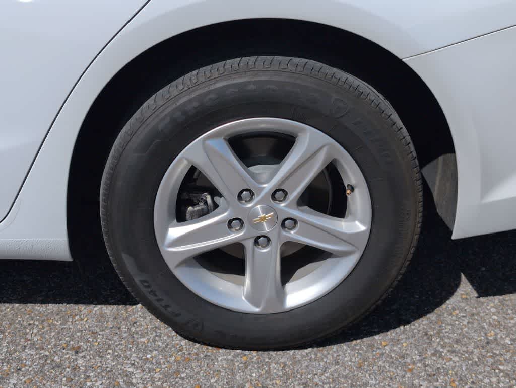 Thumbnail: 2024 Chevrolet Malibu - 13