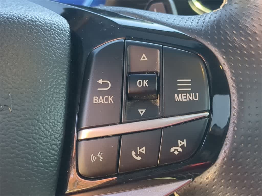 Thumbnail: 2021 Ford Explorer - 25