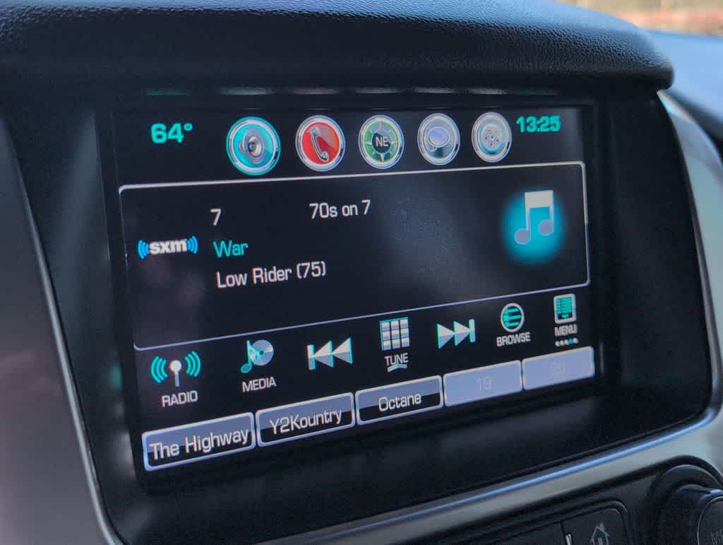 Thumbnail: 2018 Chevrolet Tahoe - 32