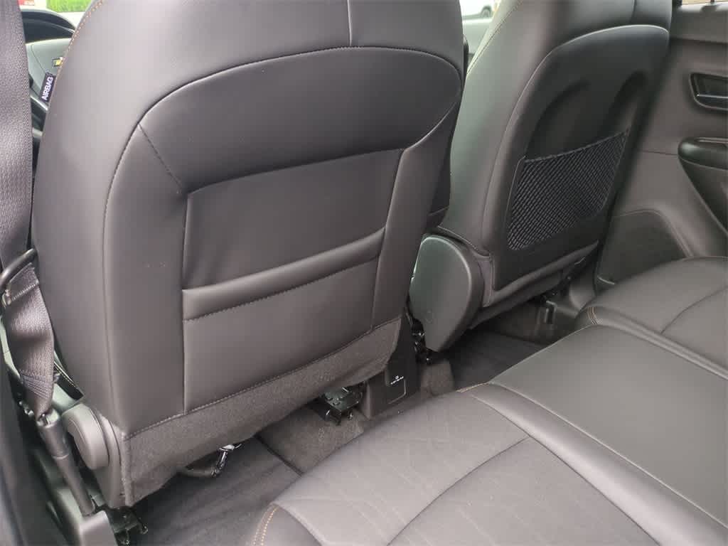 Thumbnail: 2022 Chevrolet Trax - 18