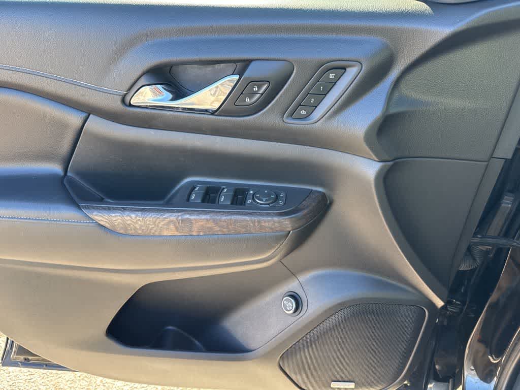 Thumbnail: 2021 GMC Acadia - 25