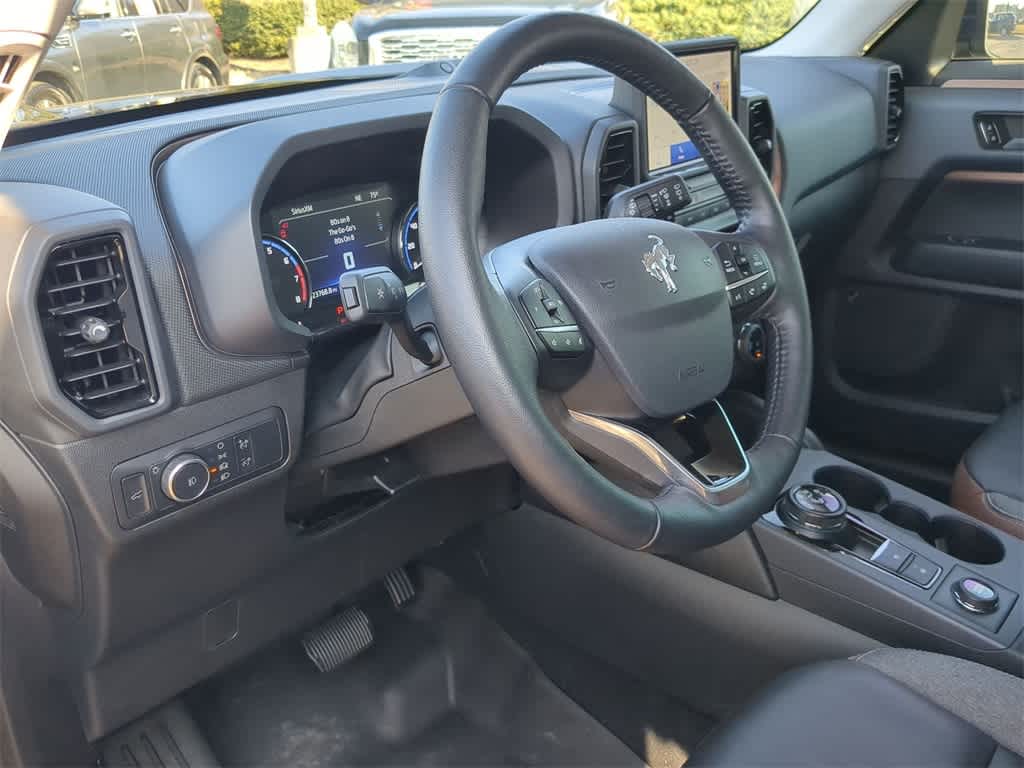 Thumbnail: 2022 Ford Bronco Sport - 10