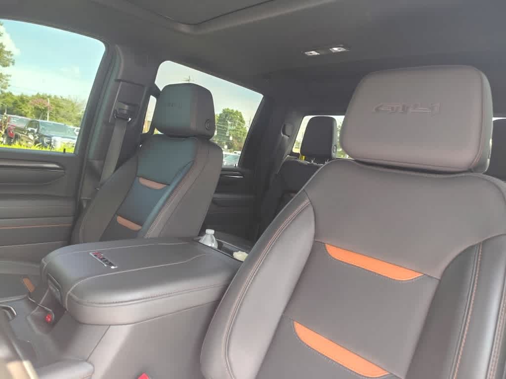 Thumbnail: 2024 GMC Sierra 2500 - 4