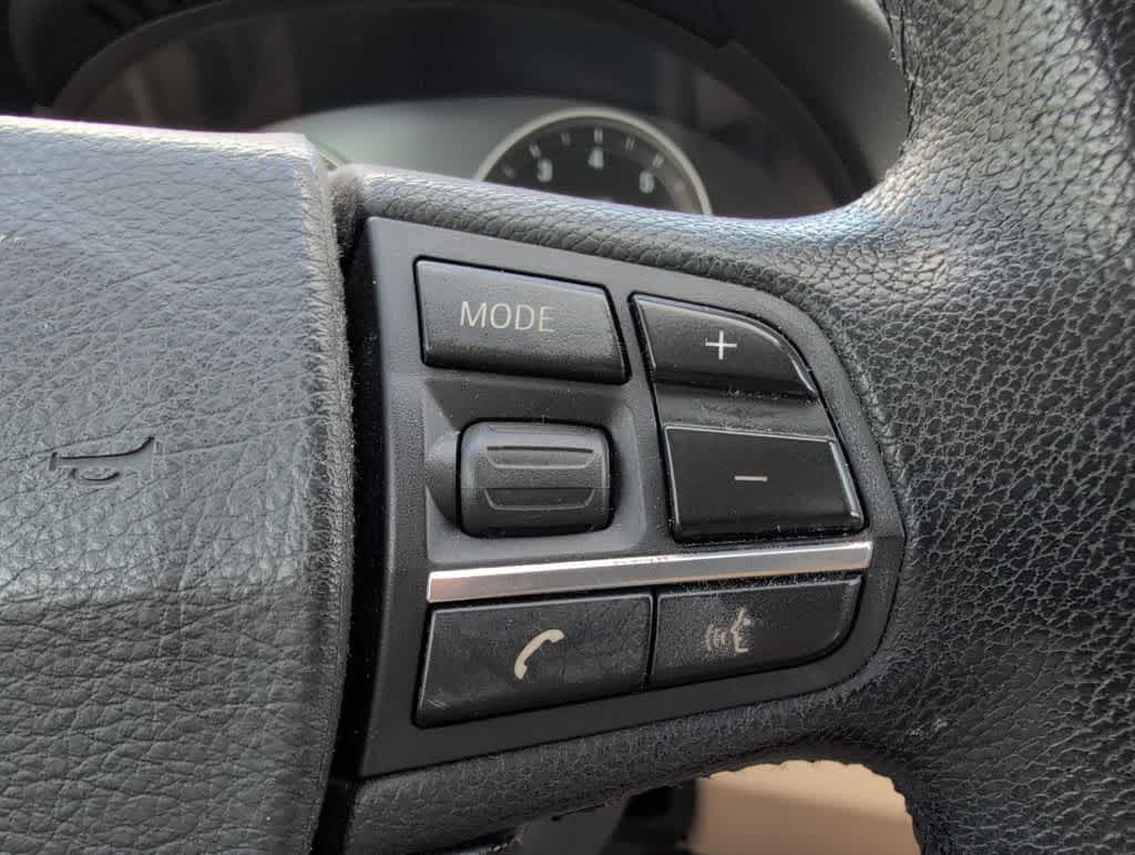 Thumbnail: 2011 BMW 5 Series - 26