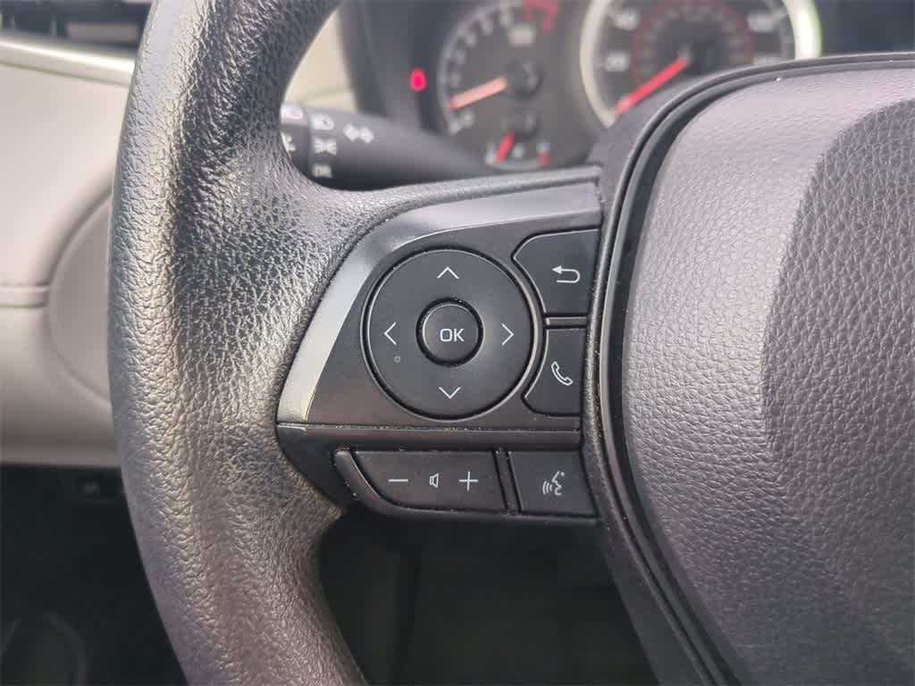 Thumbnail: 2022 Toyota Corolla Cross - 22