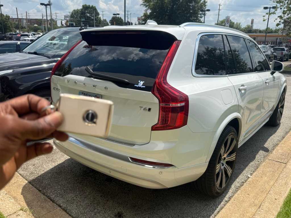 Thumbnail: 2022 Volvo XC90 - 7