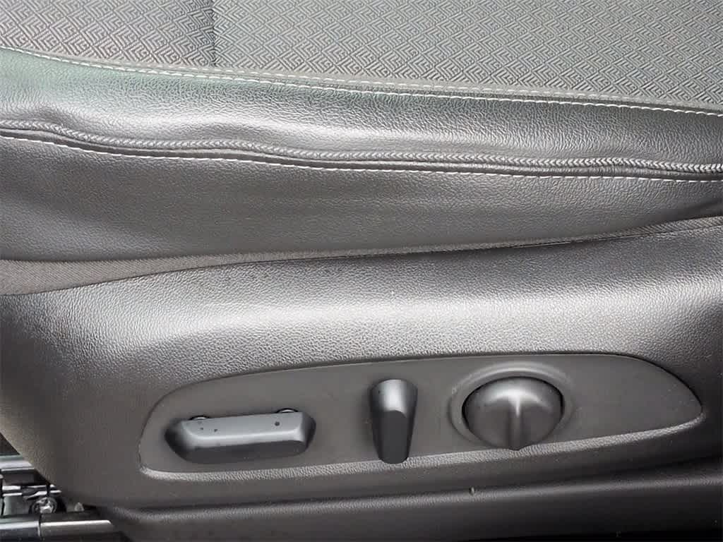 Thumbnail: 2021 Buick Encore GX - 18