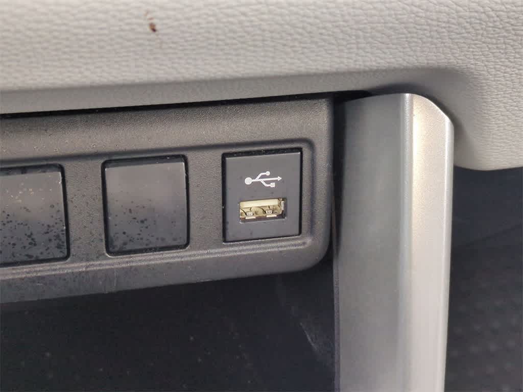 Thumbnail: 2022 Toyota Corolla Cross - 29