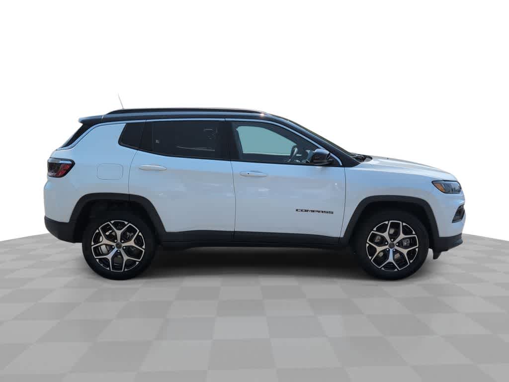 Thumbnail: 2025 Jeep Compass - 9