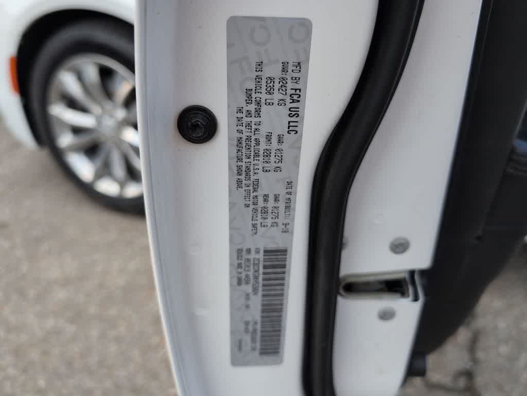 Thumbnail: 2019 Chrysler 300 - 15