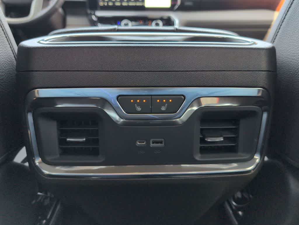 Thumbnail: 2023 GMC Sierra 1500 - 38