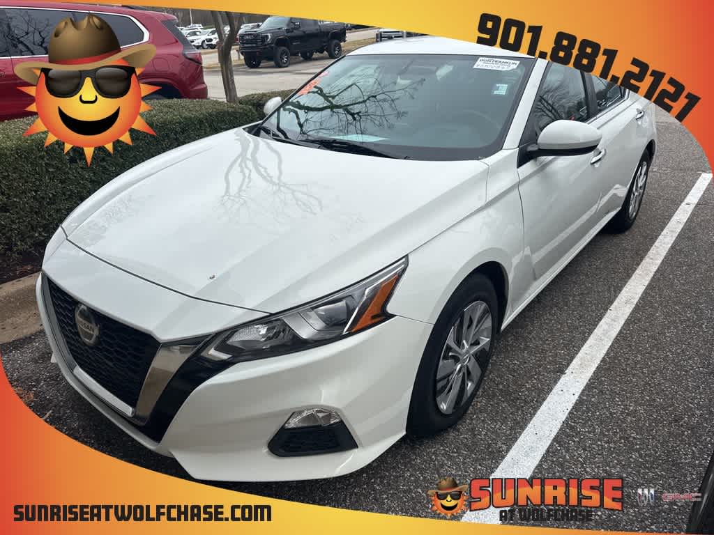 Thumbnail: 2020 Nissan Altima - 1