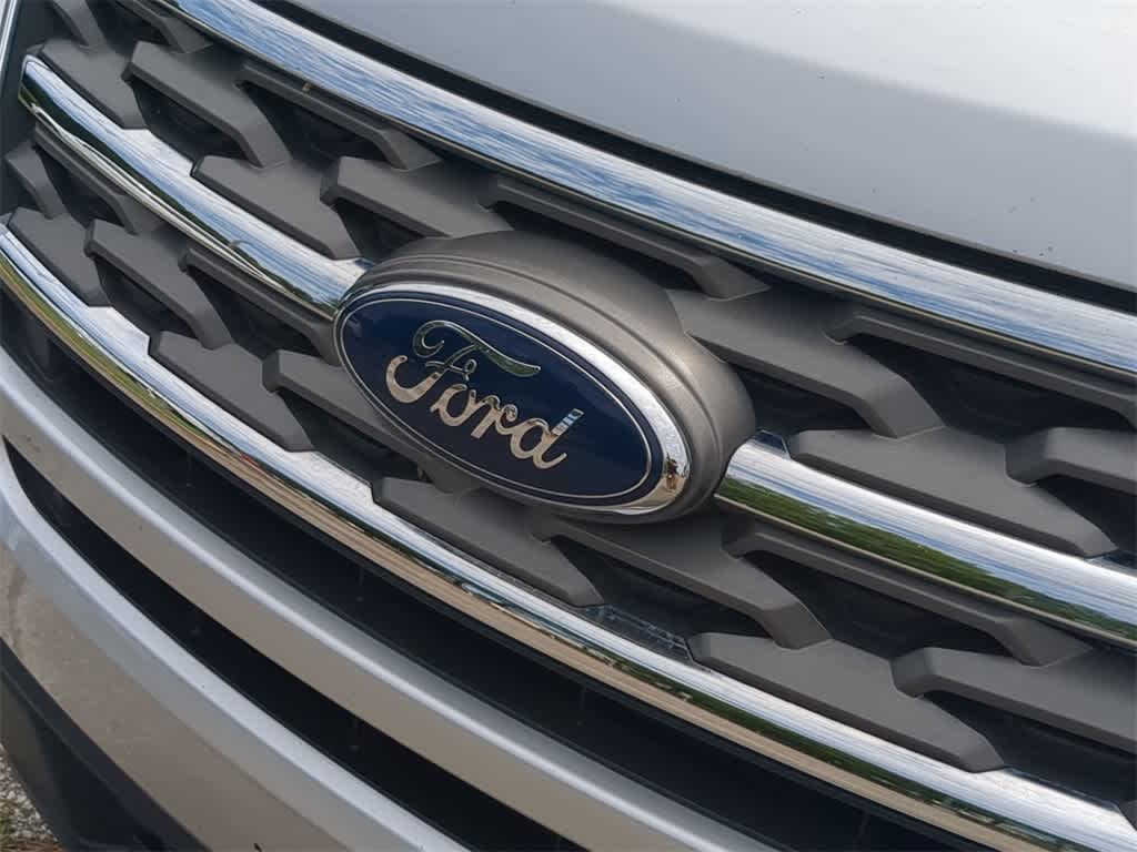 Thumbnail: 2018 Ford Explorer - 11