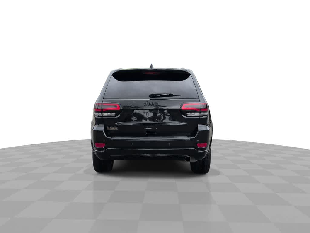 Thumbnail: 2020 Jeep Grand Cherokee - 7