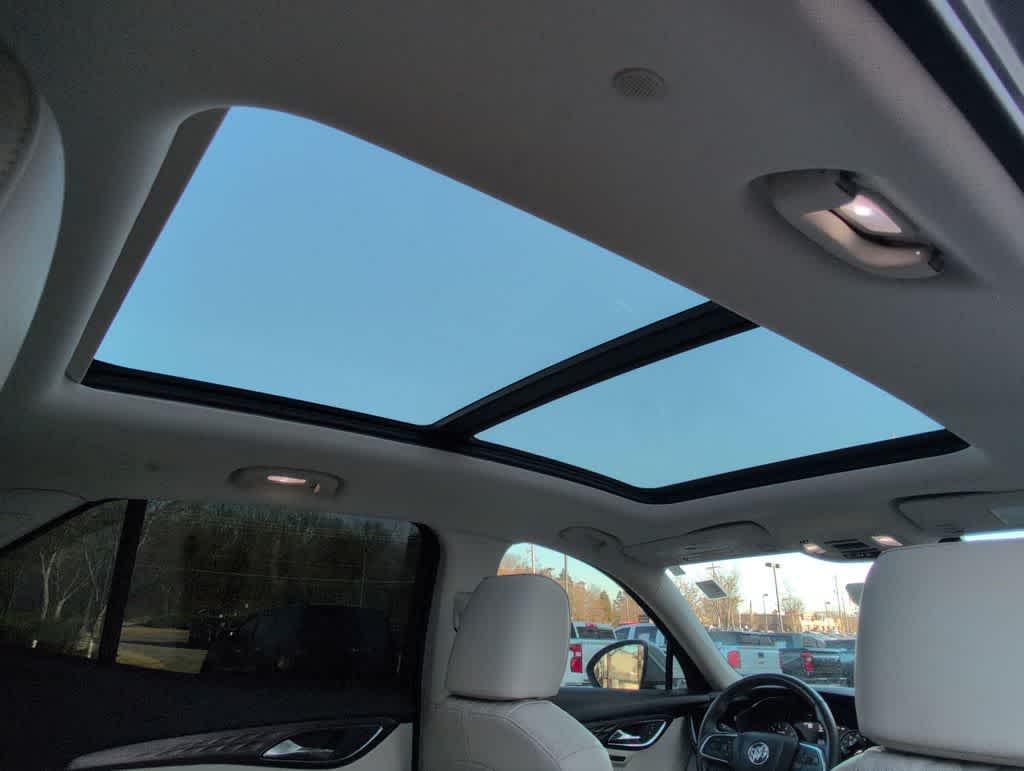 Thumbnail: 2023 Buick Envision - 22