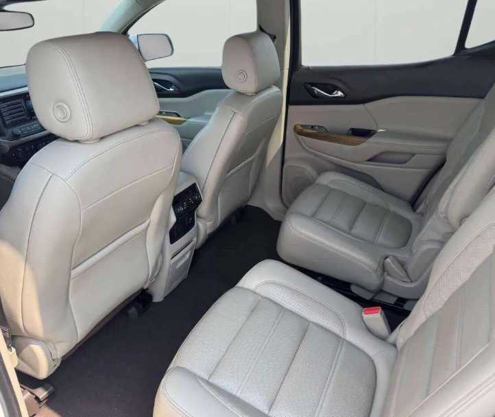 Thumbnail: 2017 GMC Acadia - 2