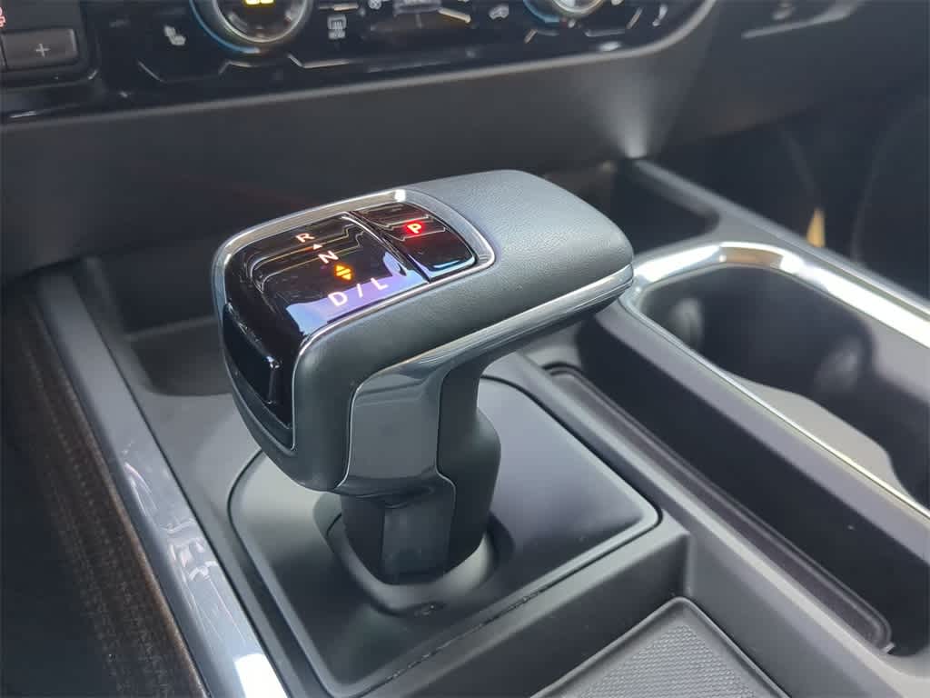 Thumbnail: 2023 Chevrolet Silverado 1500 - 32