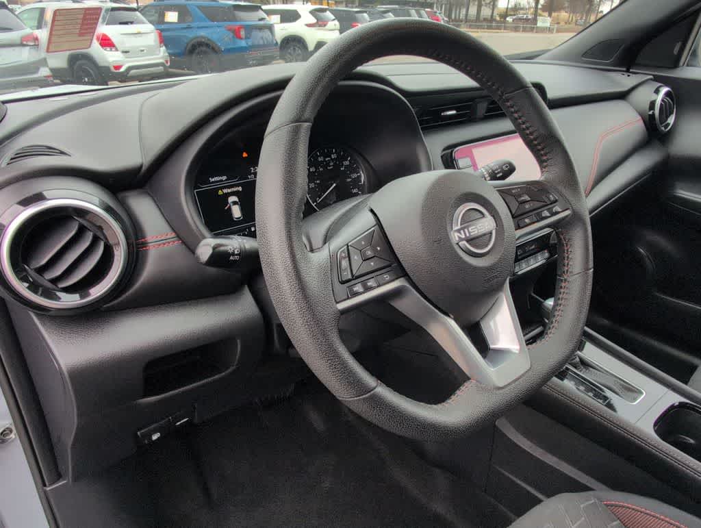Thumbnail: 2023 Nissan Kicks - 10