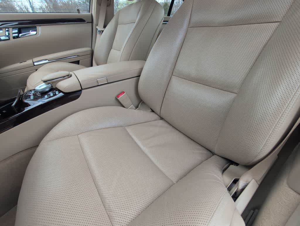 Thumbnail: 2012 Mercedes-Benz S-Class - 17