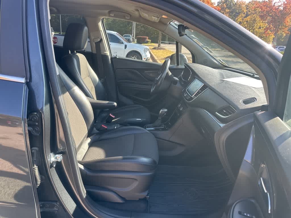 Thumbnail: 2018 Buick Encore - 11