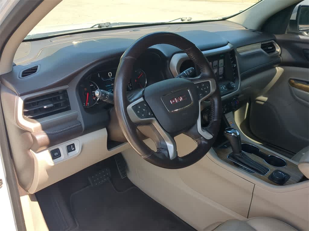 Thumbnail: 2017 GMC Acadia - 10