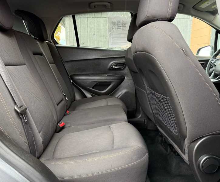 Thumbnail: 2020 Chevrolet Trax - 3