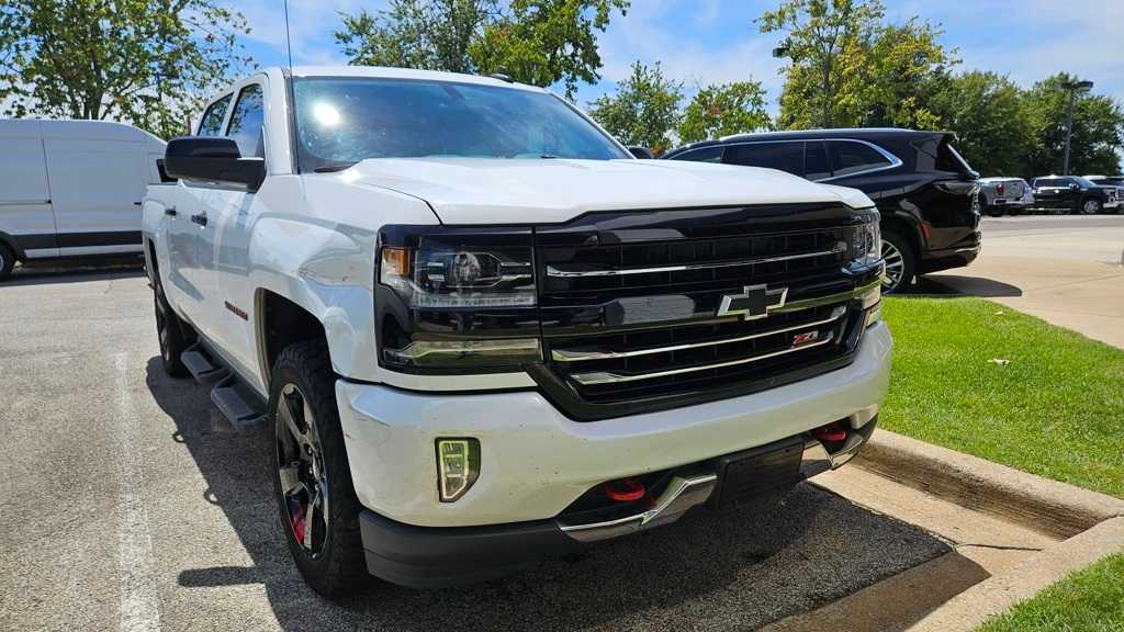 Thumbnail: 2018 Chevrolet Silverado 1500 - 1
