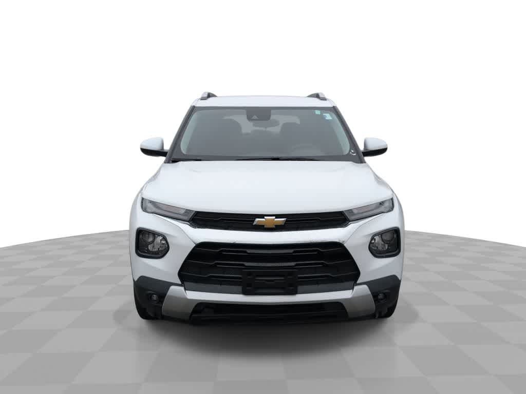 Thumbnail: 2023 Chevrolet TrailBlazer - 3