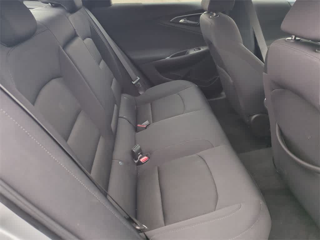 Thumbnail: 2022 Chevrolet Malibu - 20