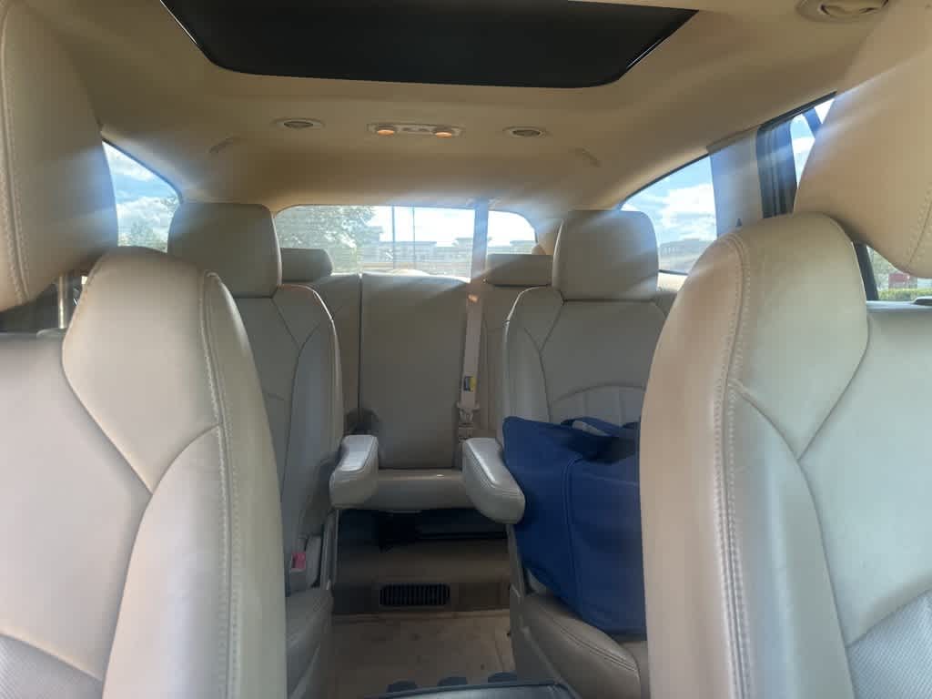 Thumbnail: 2012 Buick Enclave - 22