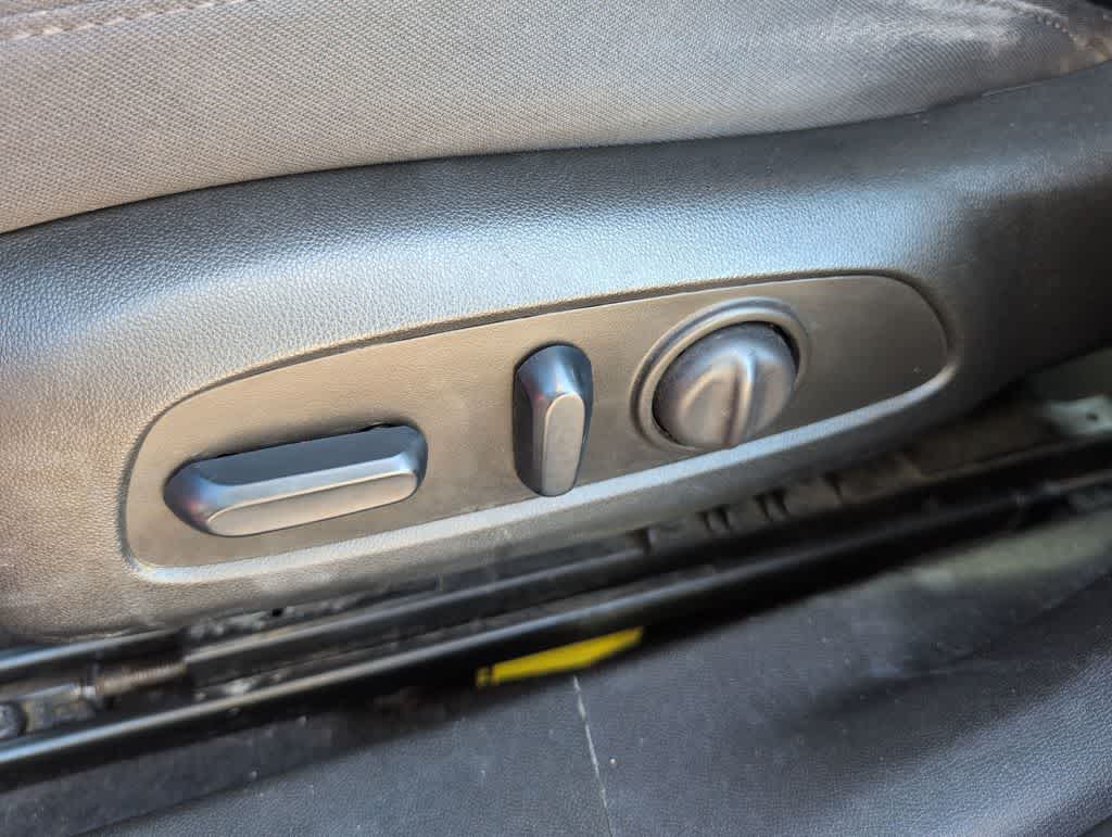 Thumbnail: 2023 Chevrolet Malibu - 17