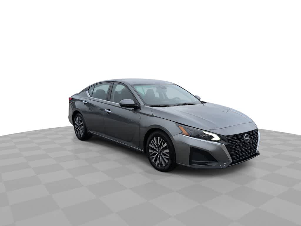 Thumbnail: 2023 Nissan Altima - 2