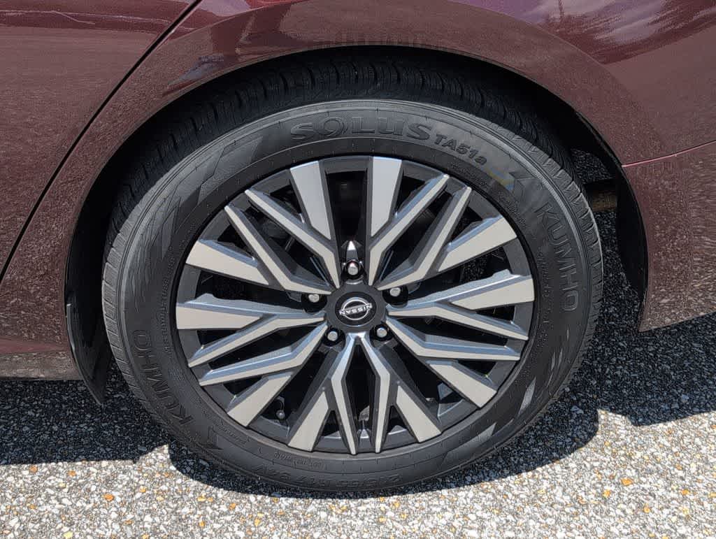 Thumbnail: 2024 Nissan Altima - 13