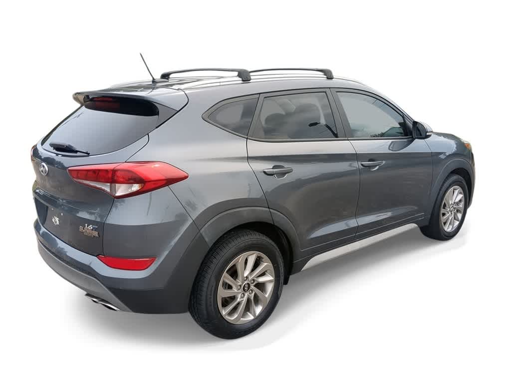 Thumbnail: 2017 Hyundai Tucson - 8