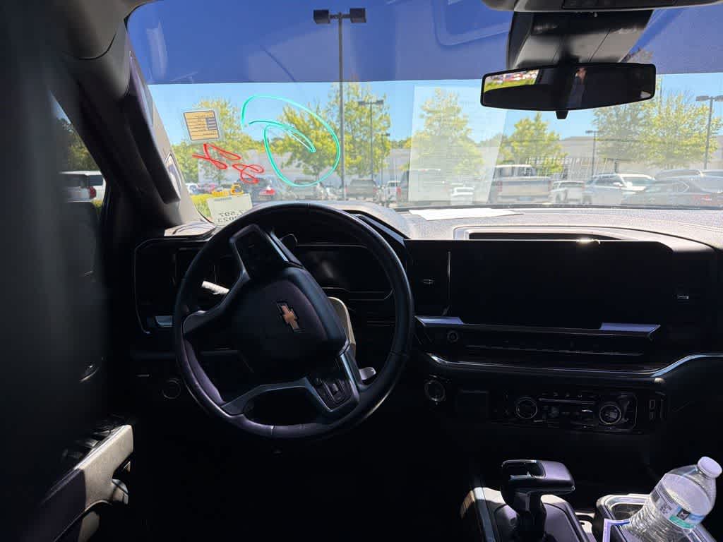 Thumbnail: 2023 Chevrolet Silverado 1500 - 11