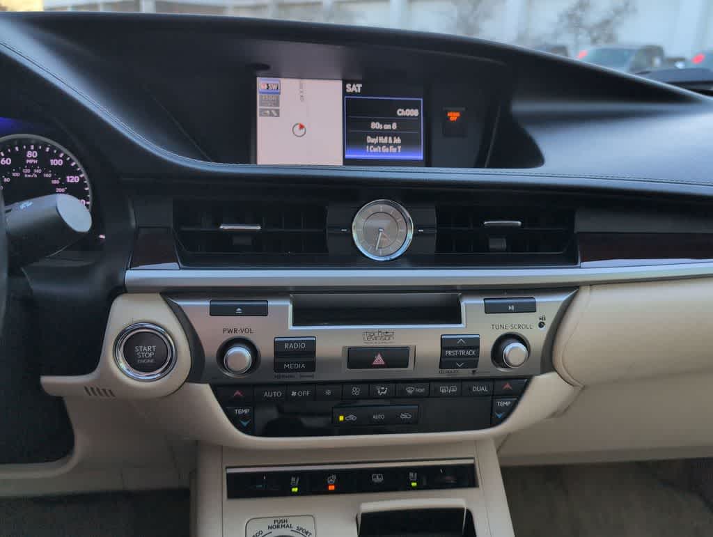 Thumbnail: 2013 Lexus ES - 30