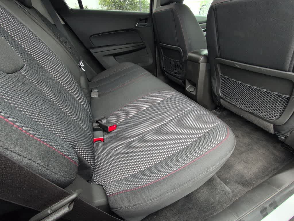 Thumbnail: 2015 GMC Terrain - 21