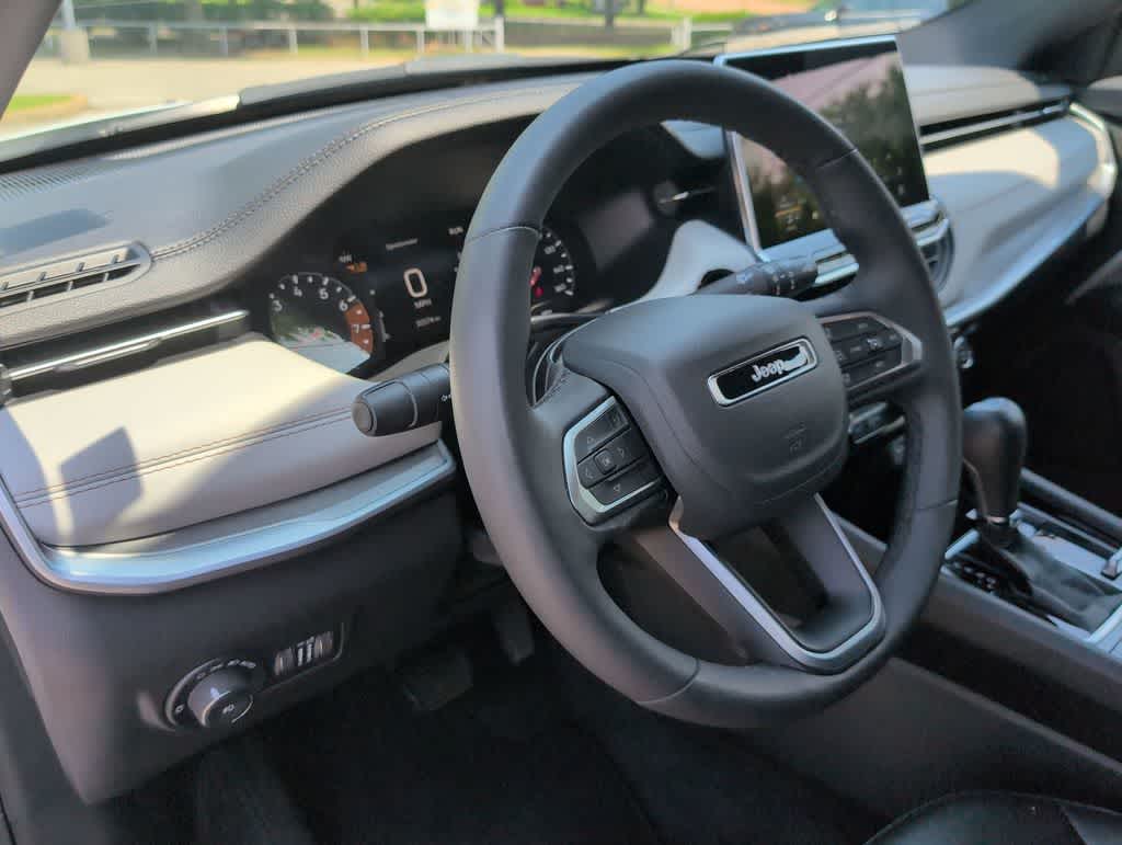Thumbnail: 2025 Jeep Compass - 10