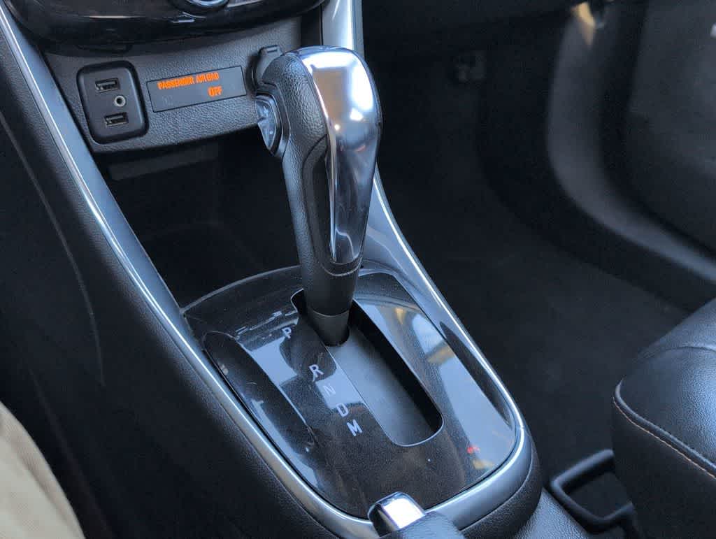 Thumbnail: 2017 Chevrolet Trax - 33