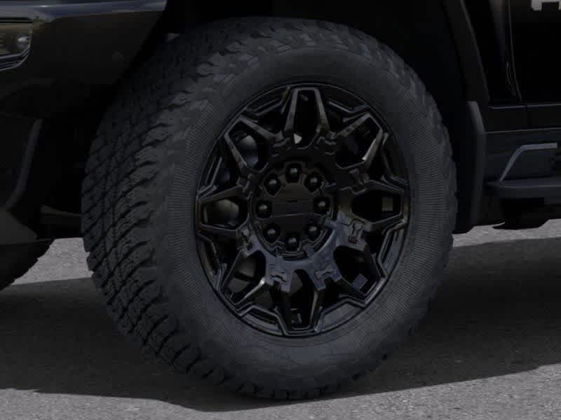 Thumbnail: 2025 GMC Hummer EV - 9