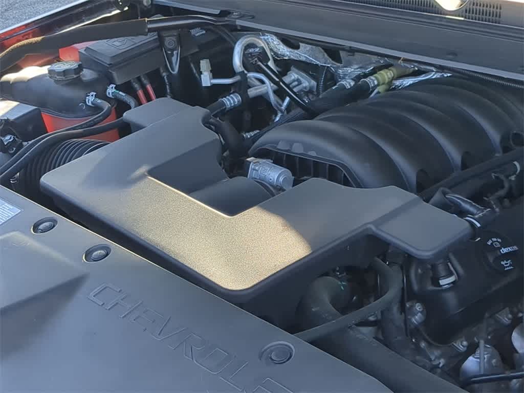 Thumbnail: 2017 Chevrolet Tahoe - 15