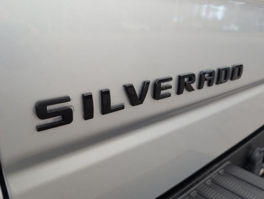 Thumbnail: 2021 Chevrolet Silverado 1500 - 12